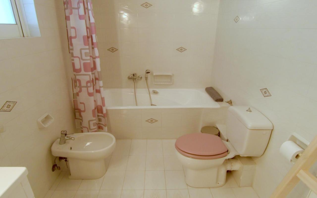 Augoustinos - Sea Side Luxury Apartments Artemida  Ngoại thất bức ảnh