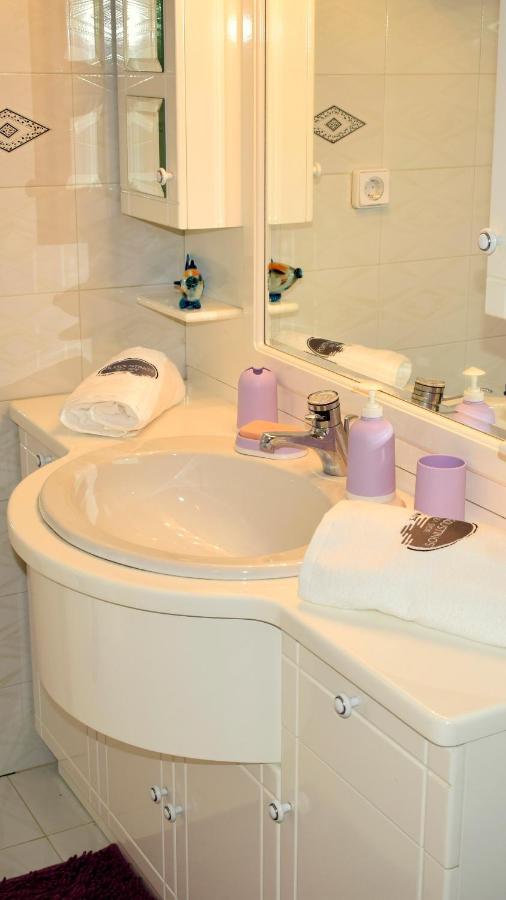 Augoustinos - Sea Side Luxury Apartments Artemida  Ngoại thất bức ảnh