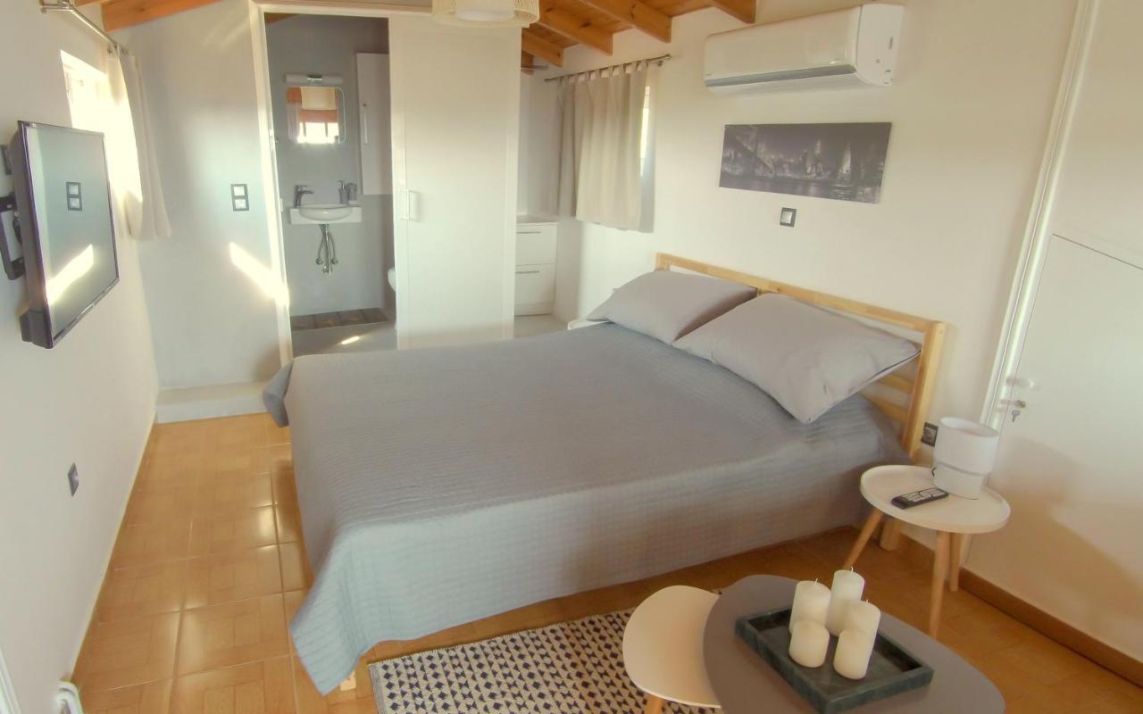 Augoustinos - Sea Side Luxury Apartments Artemida  Ngoại thất bức ảnh
