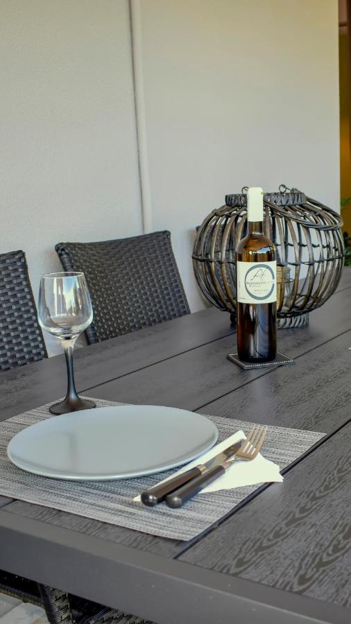 Augoustinos - Sea Side Luxury Apartments Artemida  Ngoại thất bức ảnh